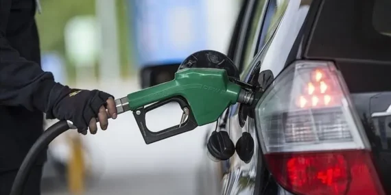 Akaryakıtta Eşel Mobil Süresi Dolarken Benzine 12,48 Liralık Fiyat Artışı Gündemde