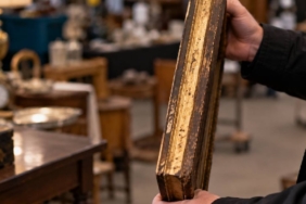 ABD'de Dört Dolara Alınan Tablodan Çıkan 1776 Tarihli Belge 2,42 Milyon Dolara Satıldı